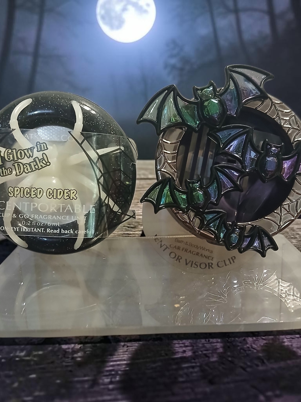 Bath & Body Works Black and Green Bat Visor Clip & Spiced Cider Scentportable